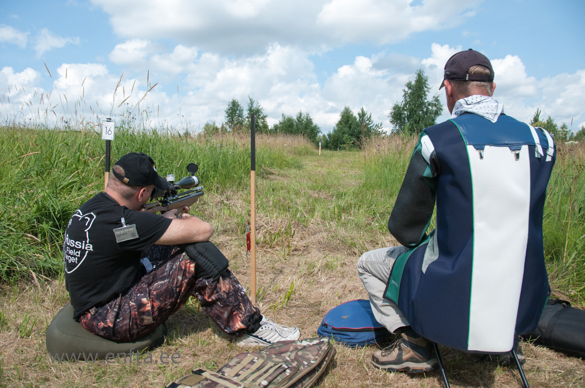 Dmitrii Torkhov RU and Kaidu Jalakas EE on Lane 16