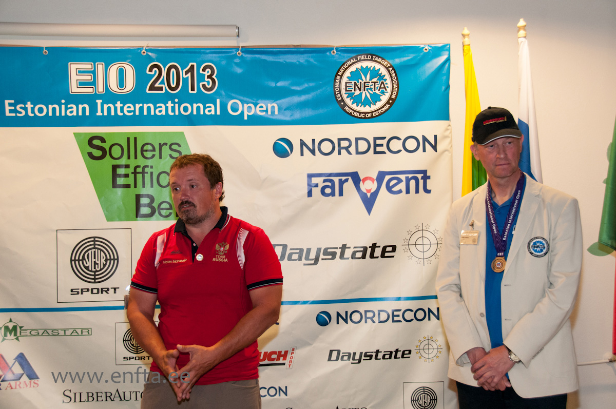 EIO 2013 awarding - president of NAFT, Maxim Matveyev and president of ENFTA, Kaidu Jalakas