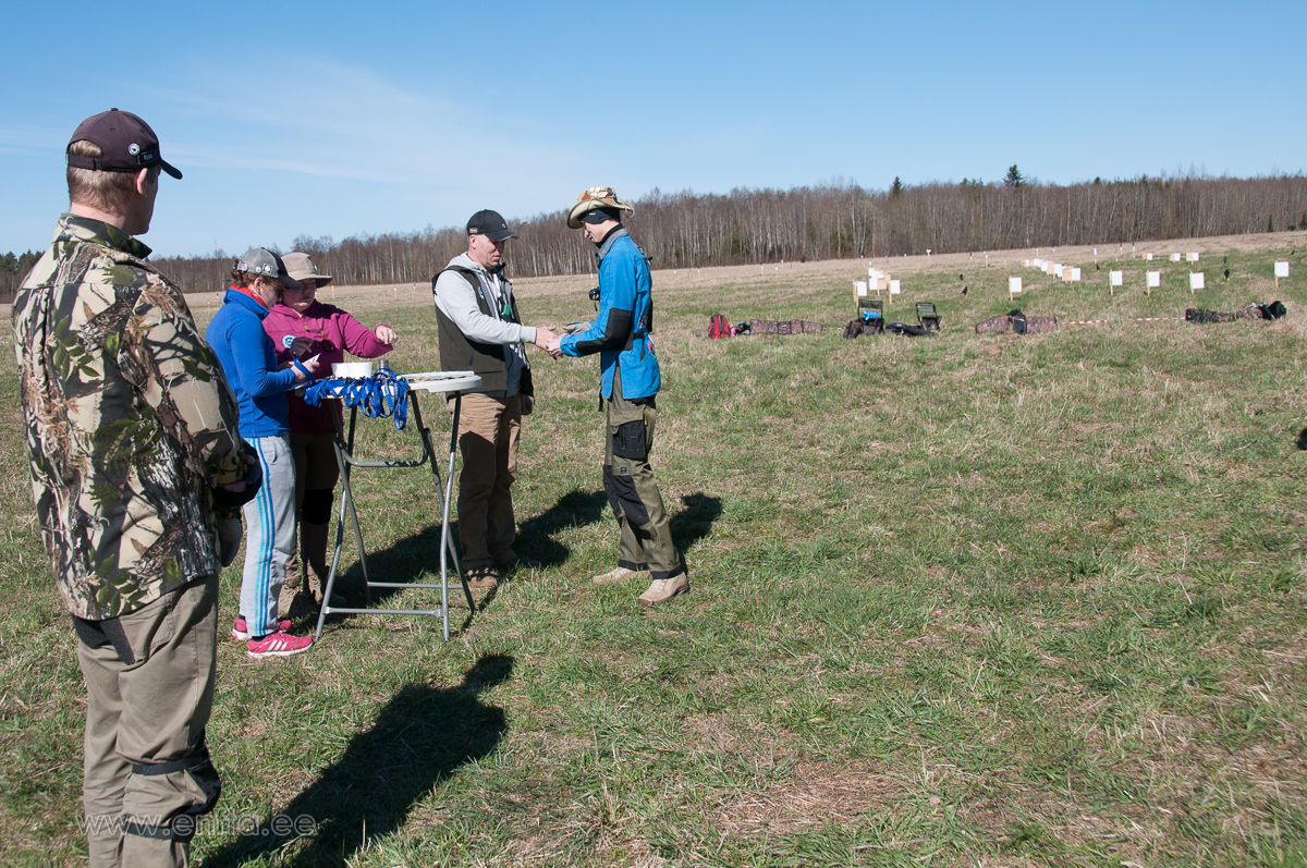 Loos selgitab võistluspaarid ja väravad, kust alustame