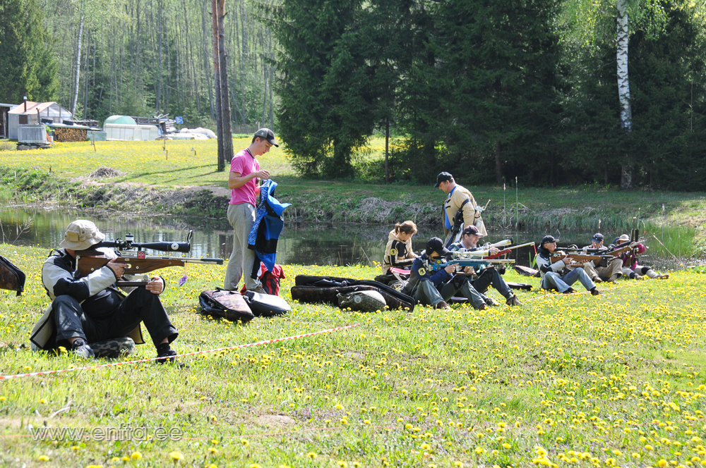 laskurid testrajal kindlust otsimas