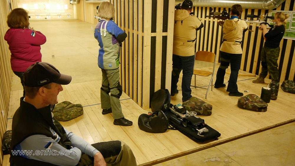 Ingrid, Heli, Genadijs, Renate, Anne-Mall kolmas vahetus püsti