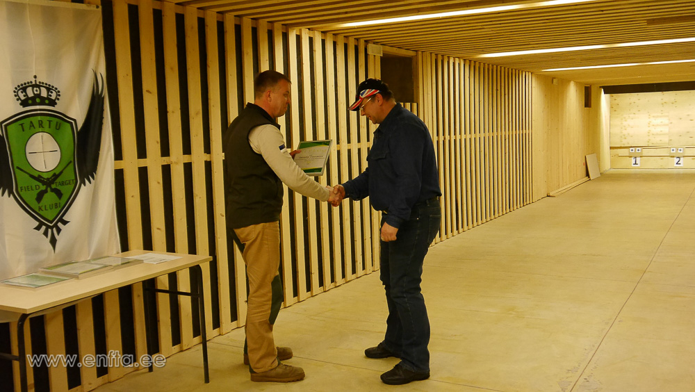 kolmas koht läheb...