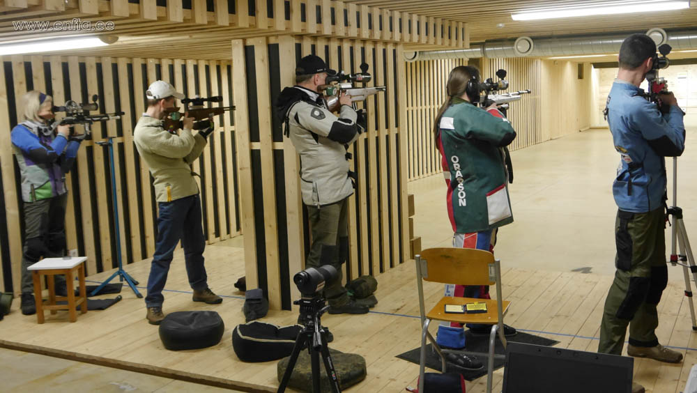 Esimene vahetus püsti