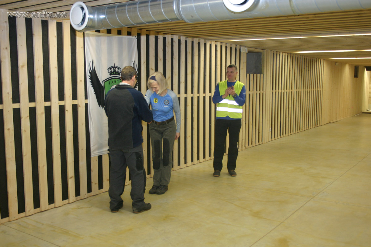 Heli Jalakas Pärnu klubist saab 2016 aasta Pärnu veteransportlase karika