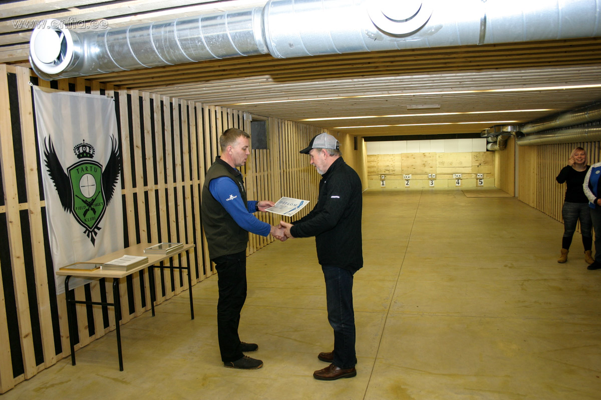 käes diplomite jagamine - alustuseks vanad võlad